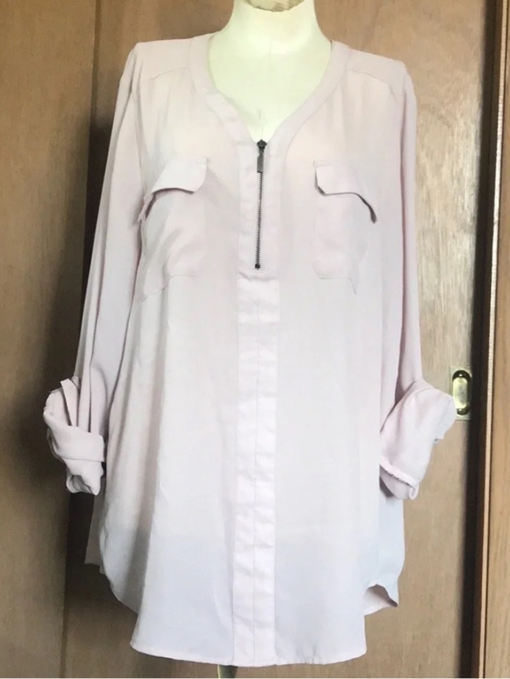 Blush pink Maurice’s V-neck tunic blouse with zip top XL